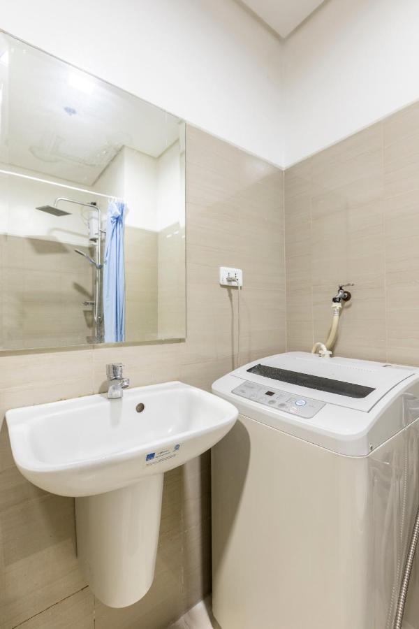 Staycation At Shore - Direct Pool Manila Exterior foto